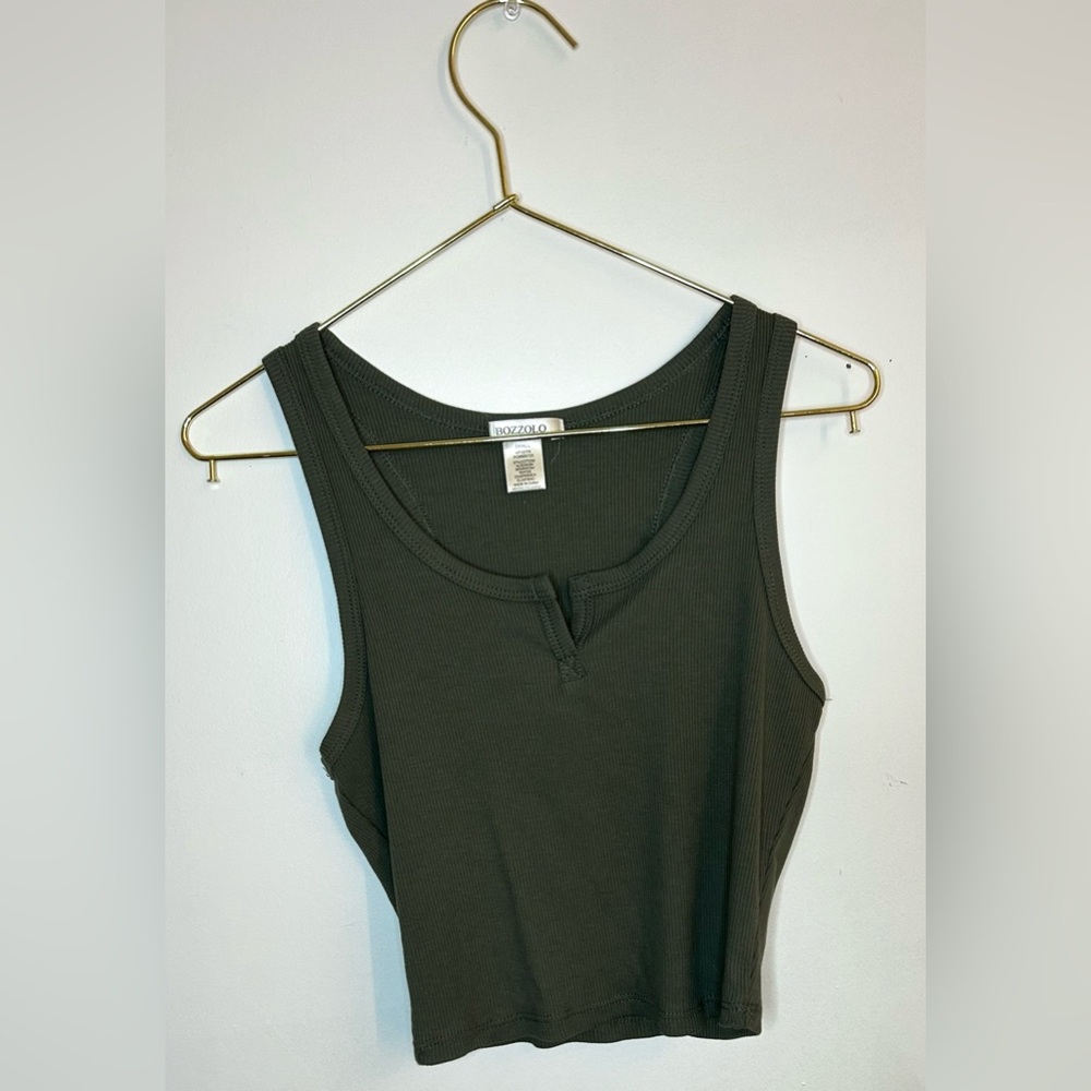 Army green cropped tank top size small